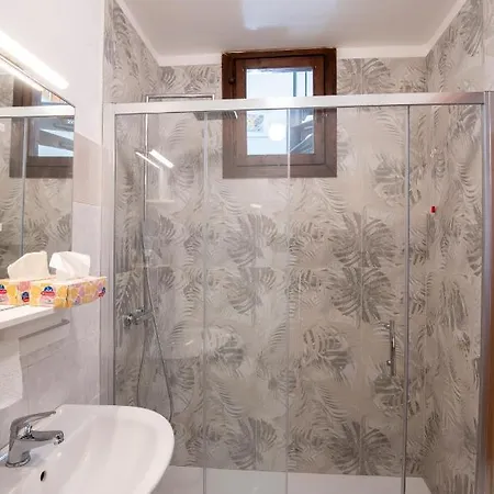 Casa Stella In Centro Su 3 Piani Ingresso Indipendente *