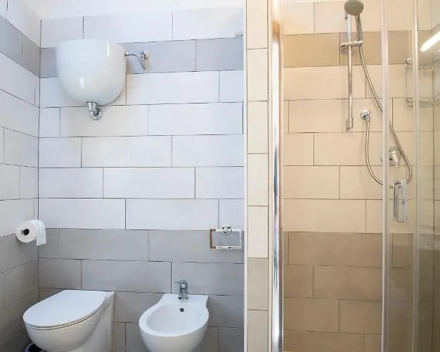 Casa Stella In Centro Su 3 Piani Ingresso Indipendente *